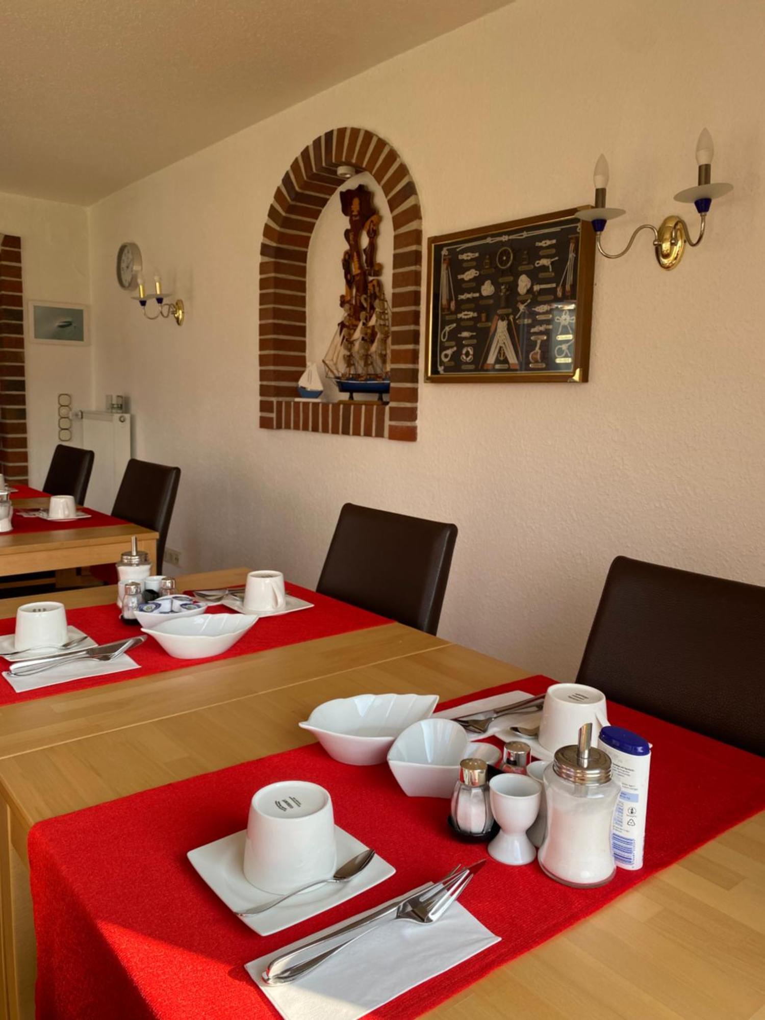 Pension Seehund Norden Exterior photo